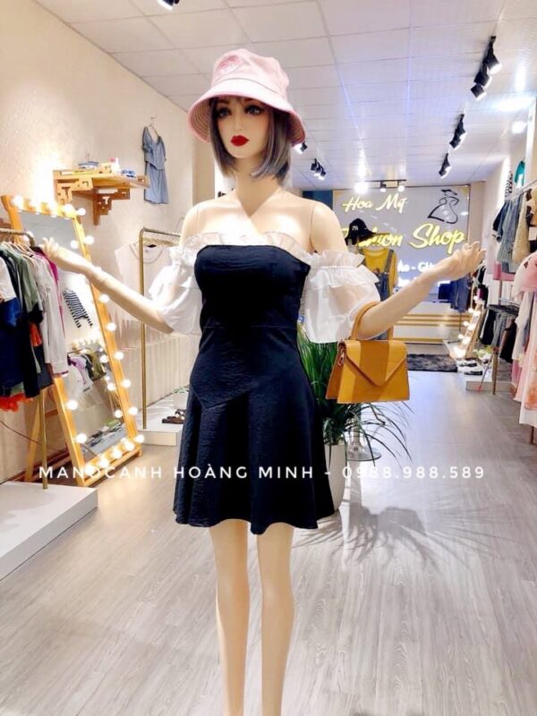 Manocanh màu da mắt lai dáng T