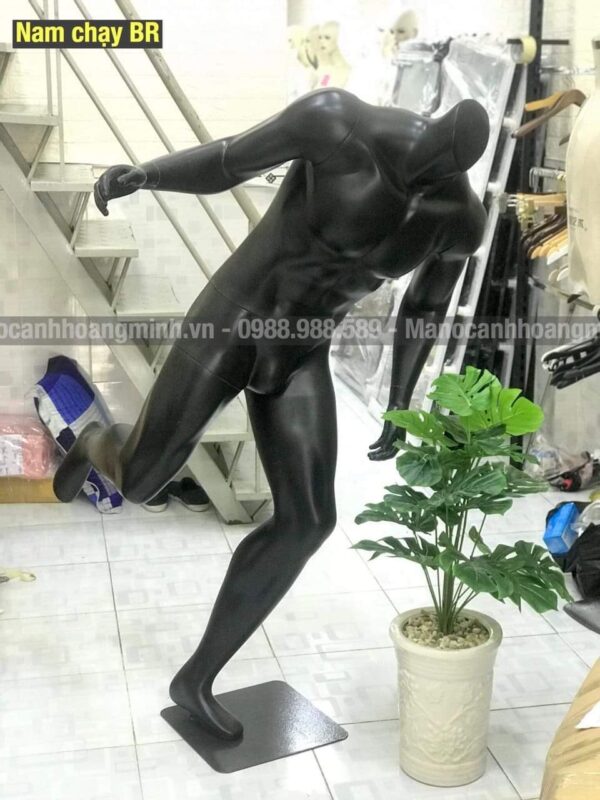 Manocanh nam thể thao dáng bóng rổ
