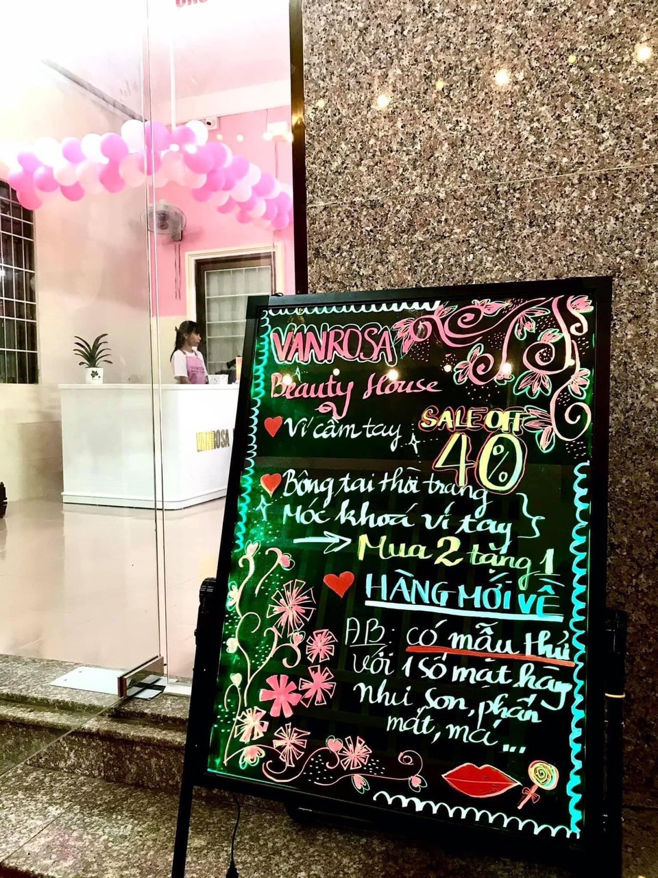 AED923B0-6C26-4DB9-9744-B28BFBF2E7B0