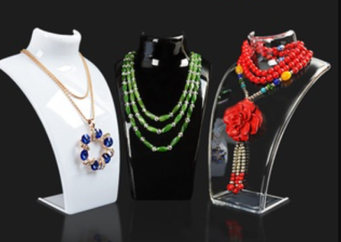 manocanh trưng bày trang sức